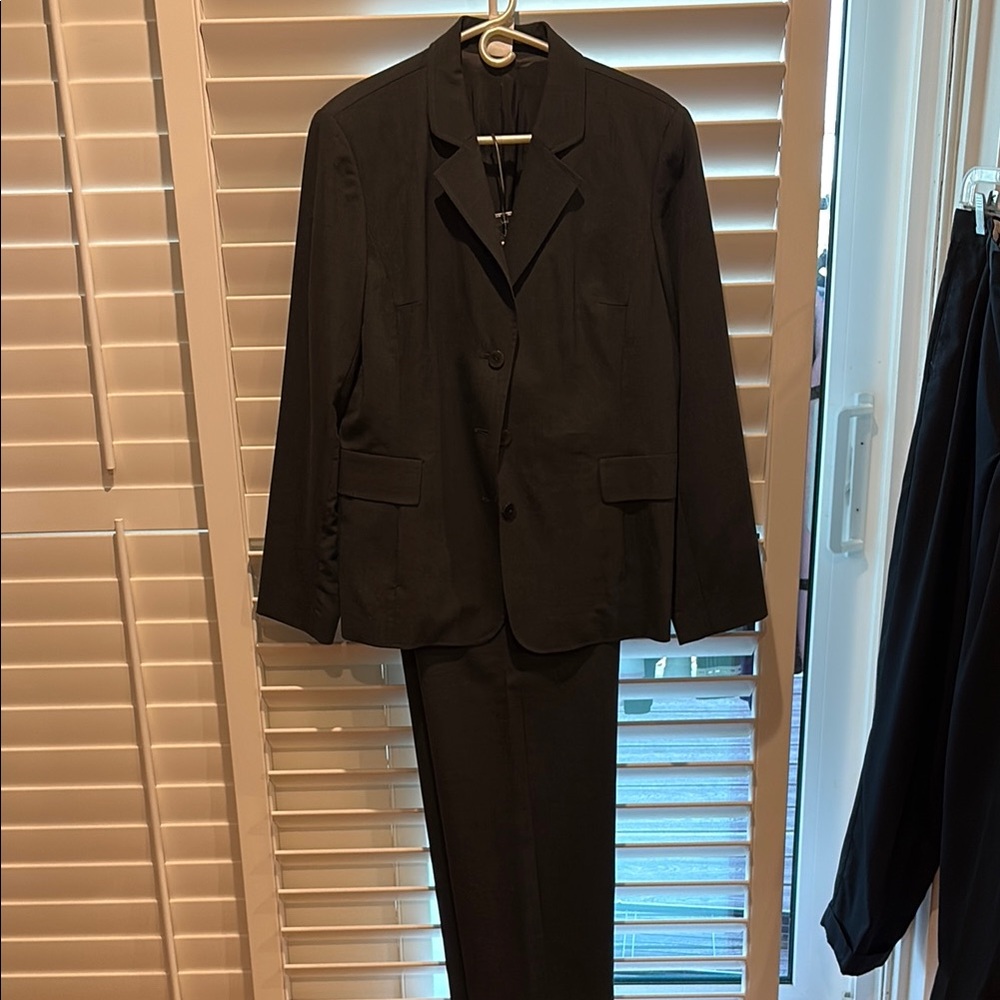 Black Modern Professional Pantsuit